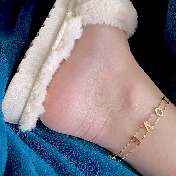 Yellow Gold LOVE Ankle Bracelet - Picture 7 of 10
